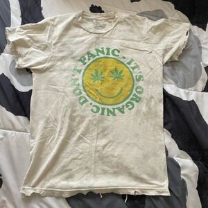 Women’s/girl small graphic t-shirt.